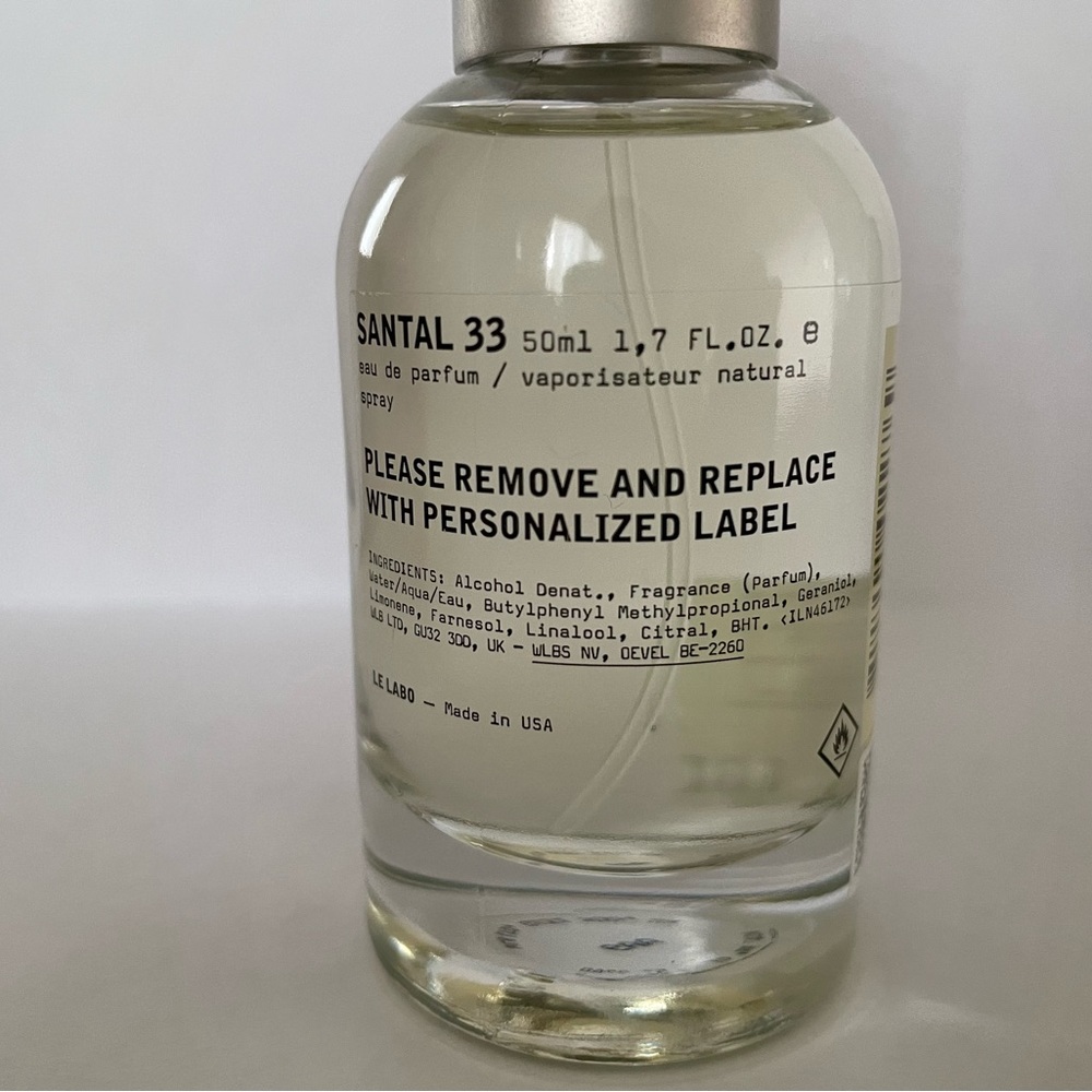 Le Labo Santal 33 brand new, never used 
1.7 oz